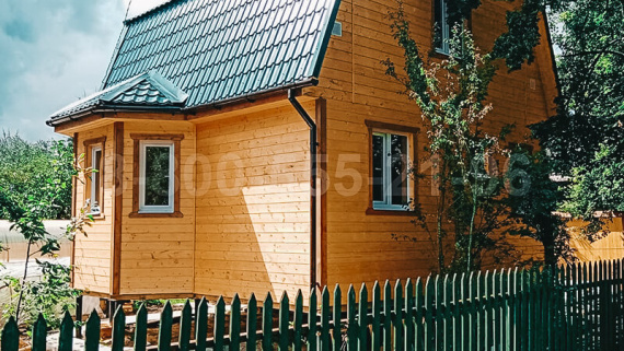 Отзыв о строительстве каркасного дома 6 на 7м. с мансардой и эркером в Московской обл.