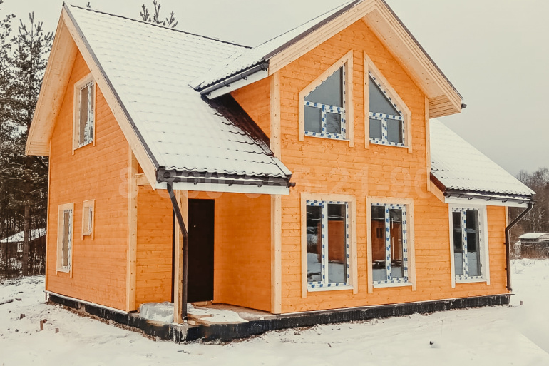 Полутораэтажный каркасный дом «Сена» 10х7.5