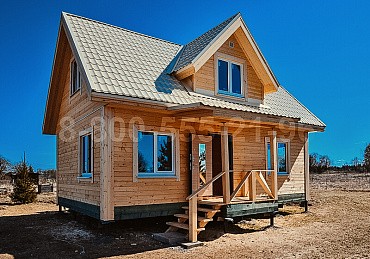 Дом из бруса с мансардным этажом 6 на 9 м.