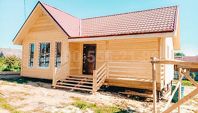 Одноэтажный каркасный дом 7,25х10м. в Ленинградской области.
