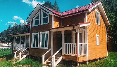 Полутораэтажный каркасный дом 12х7,5м. в Новгородской области.