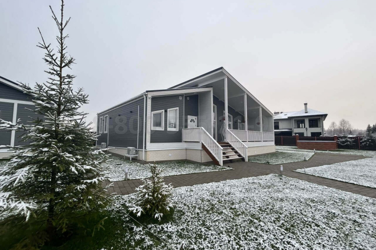 Одноэтажный каркасный дом «Миссури» 15х15 с террасой