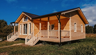 Одноэтажный каркасный дом 11х8,5м. в Архангельской области.