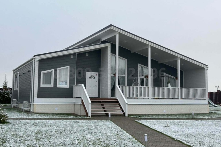 Одноэтажный каркасный дом «Миссури» 15х15 с террасой